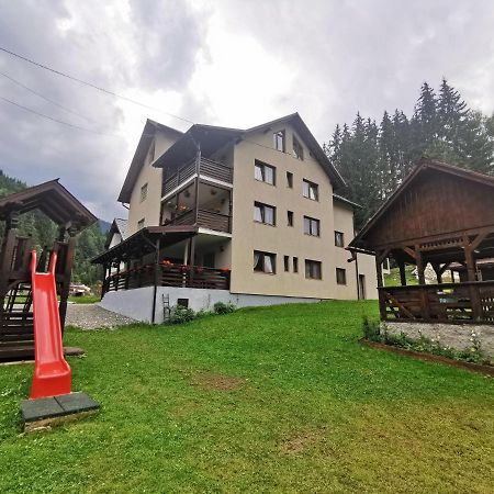 Borşa Cabana Cascada Cailor酒店 外观 照片