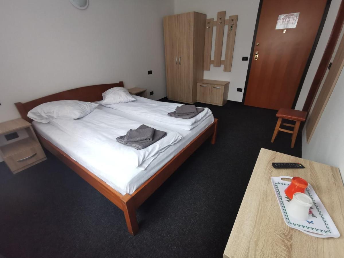 Borşa Cabana Cascada Cailor酒店 外观 照片