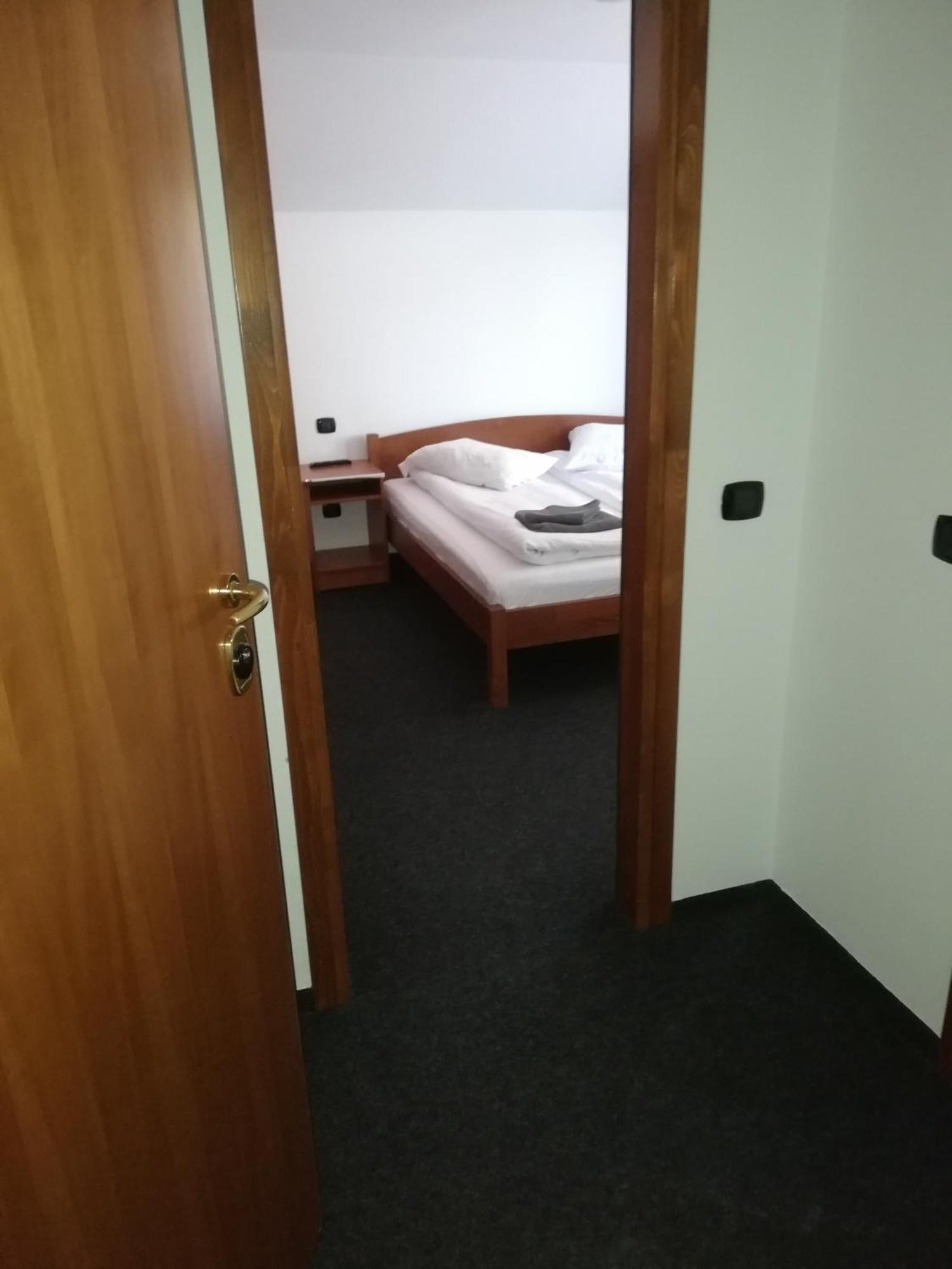 Borşa Cabana Cascada Cailor酒店 客房 照片